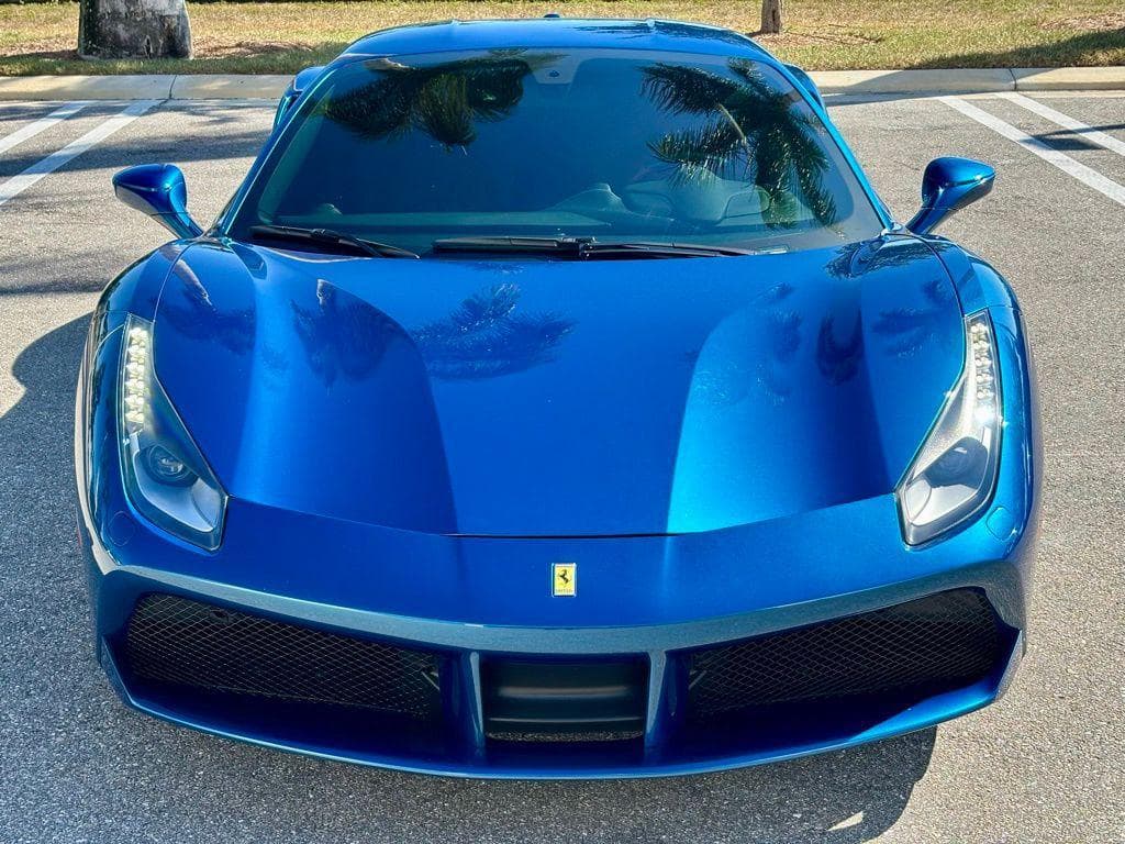 2019 Ferrari 488 photo 1