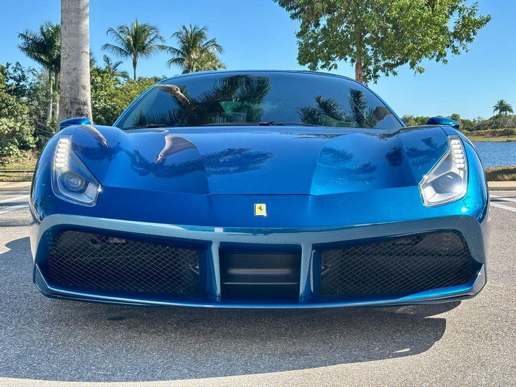 2019 Ferrari 488 photo 2