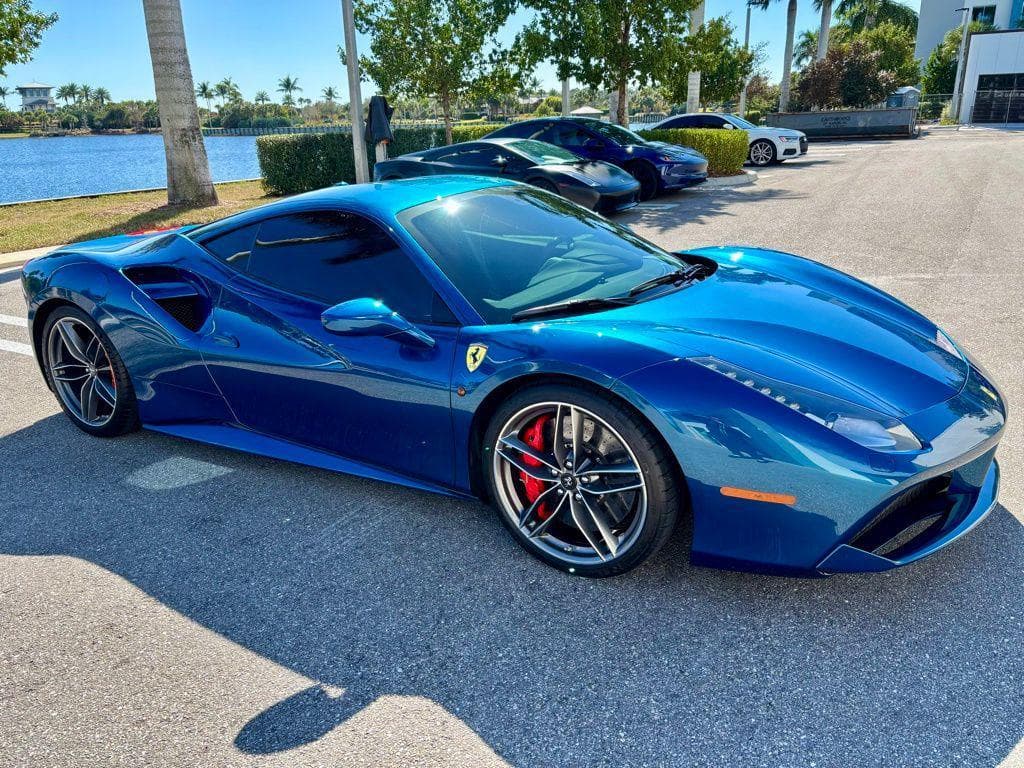 2019 Ferrari 488 photo 3