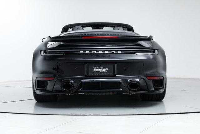 2025 Porsche 911 photo 3