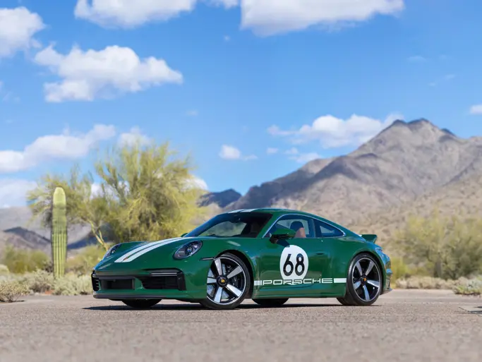 2023 Porsche 911 photo 1