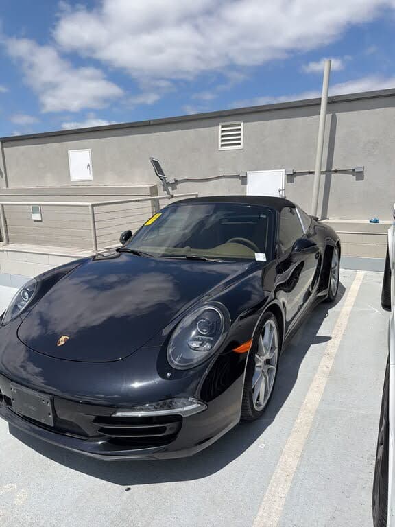 2015 Porsche 911