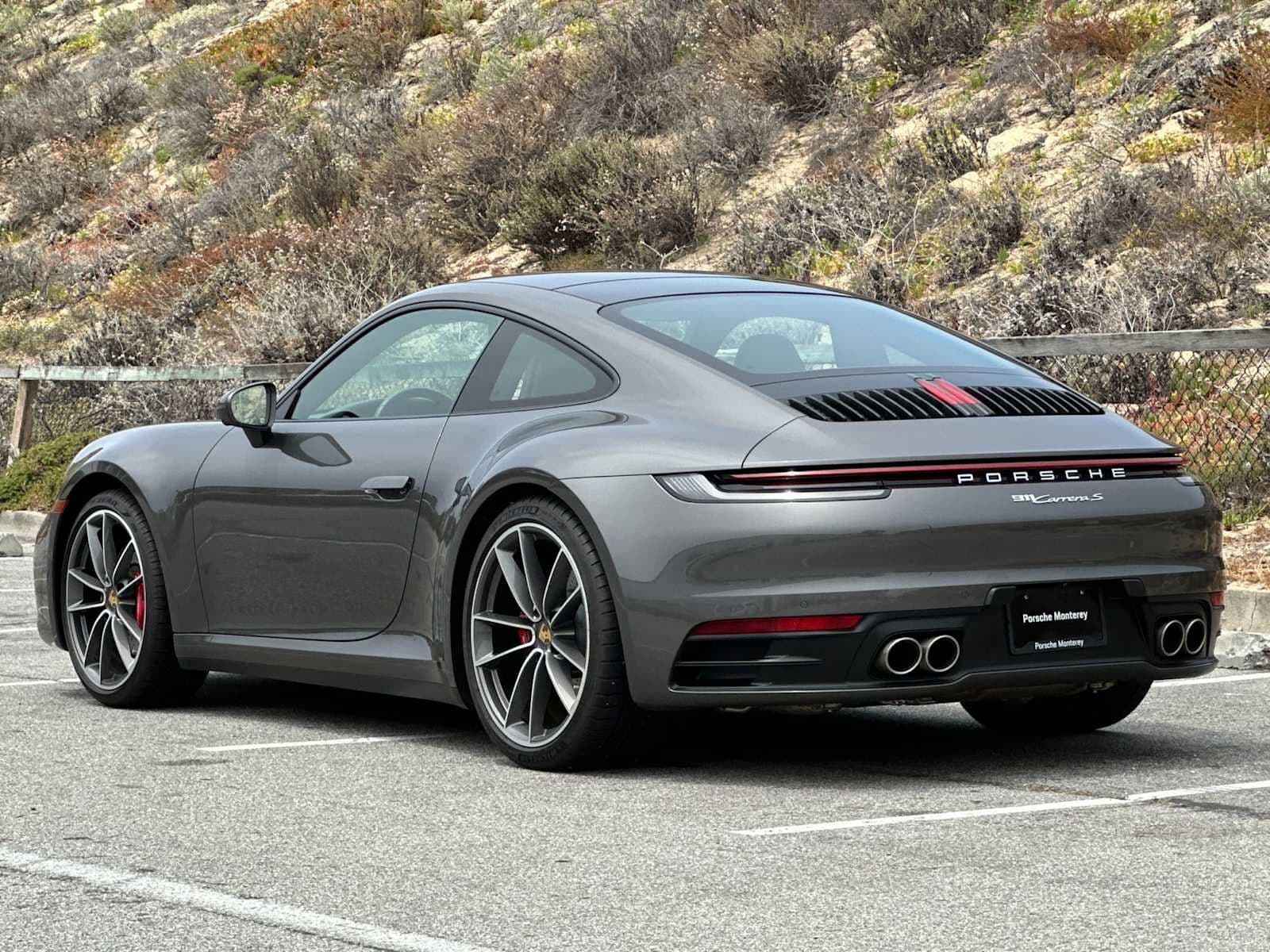 2021 Porsche 911 photo 4