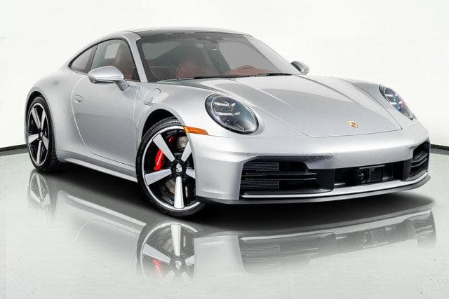 2025 Porsche 911 photo 1