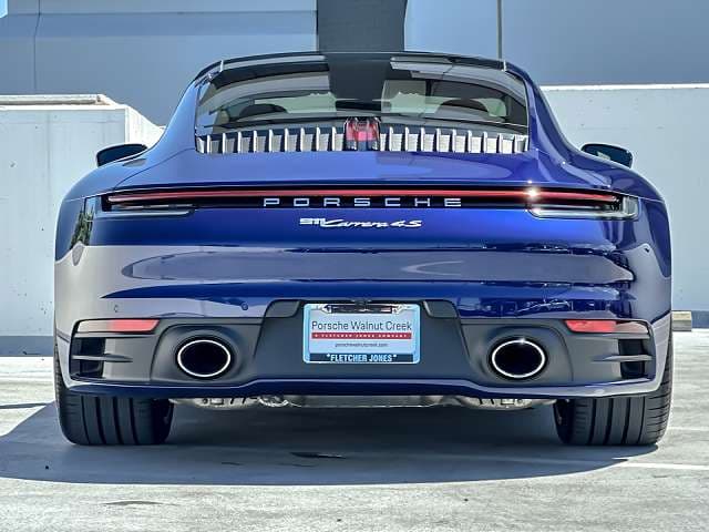 2020 Porsche 911 photo 2