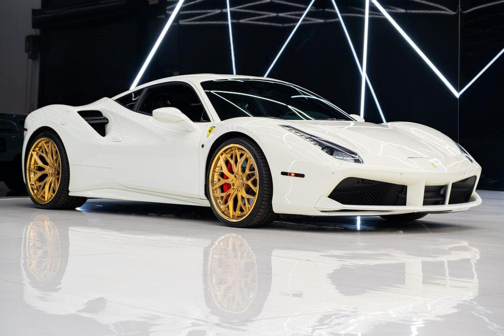 2018 Ferrari 488 photo 2