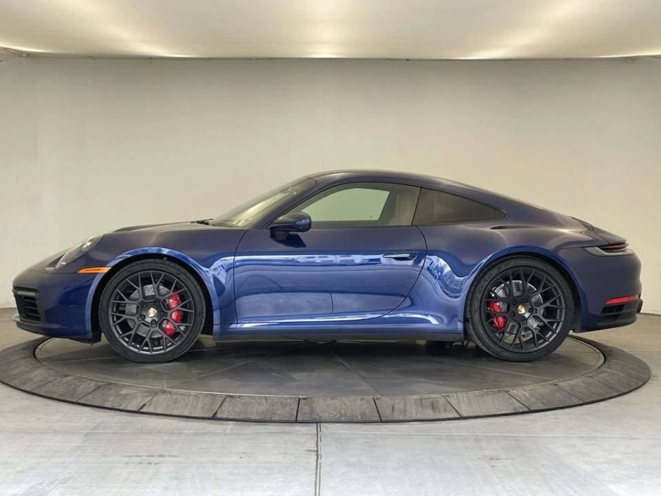 2024 Porsche 911 photo 3