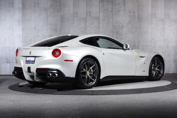 2014 Ferrari F12 photo 3