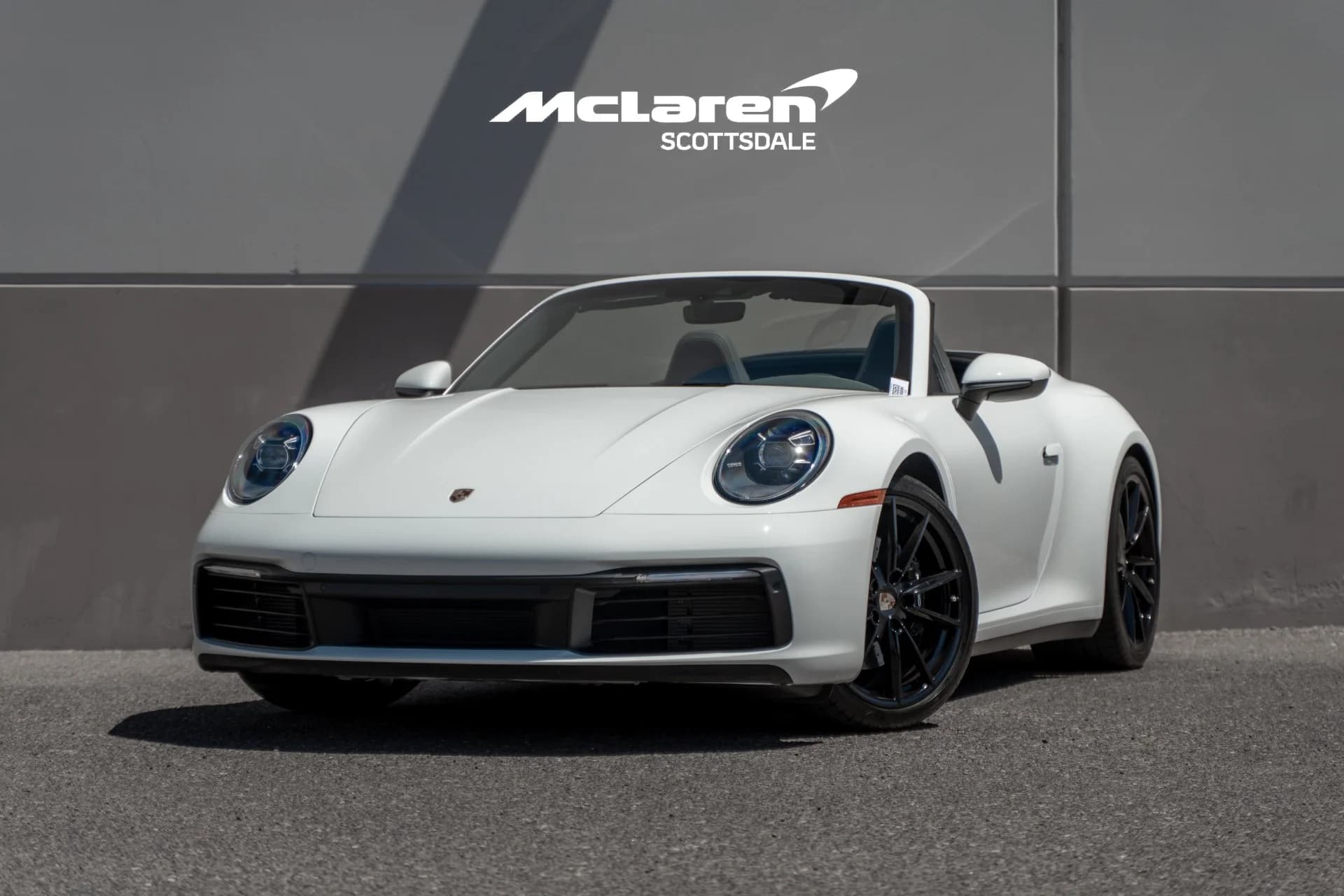 2024 Porsche 911 photo 2