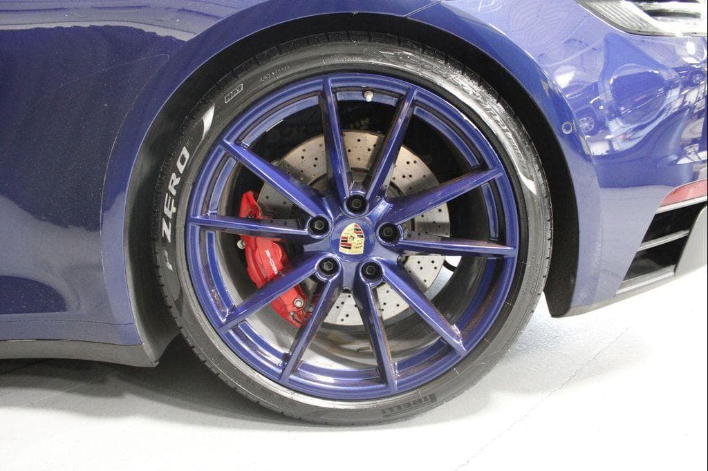 2024 Porsche 911 photo 3