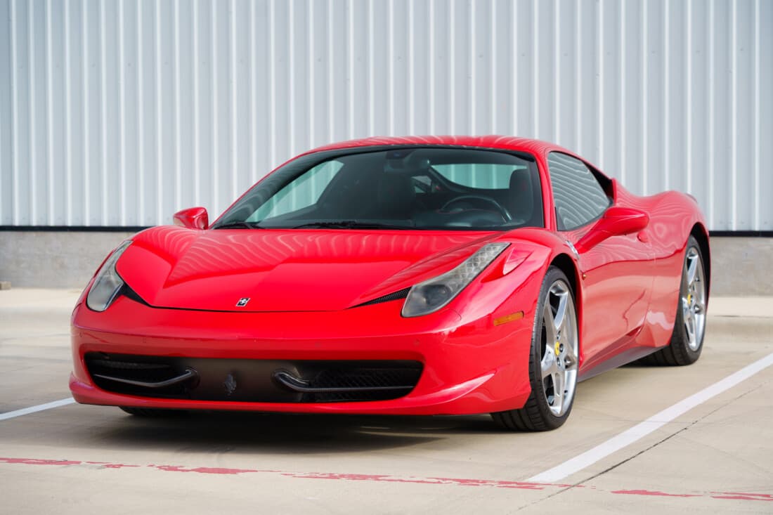 2010 Ferrari 458 photo 4