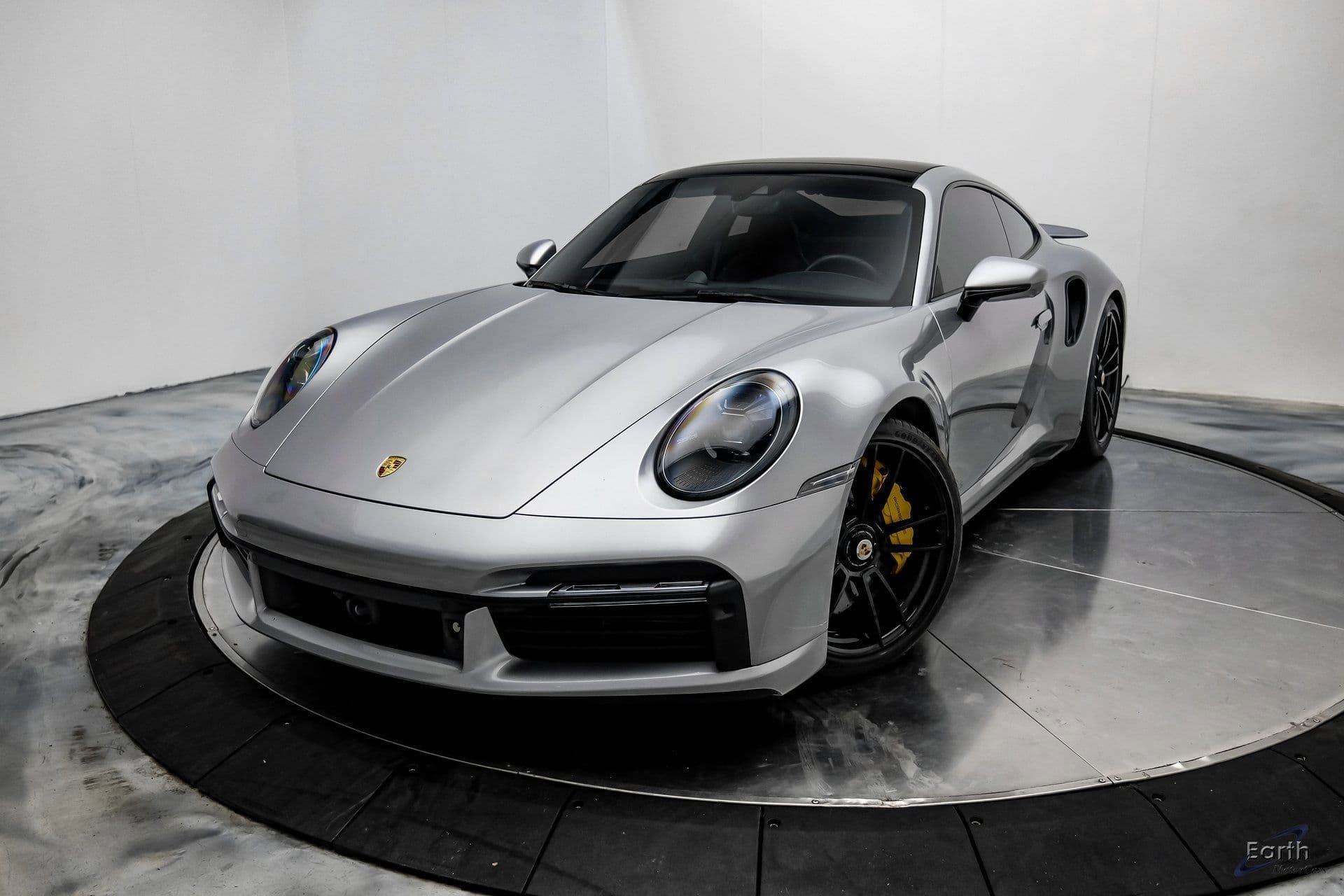 2021 Porsche 911 photo 3