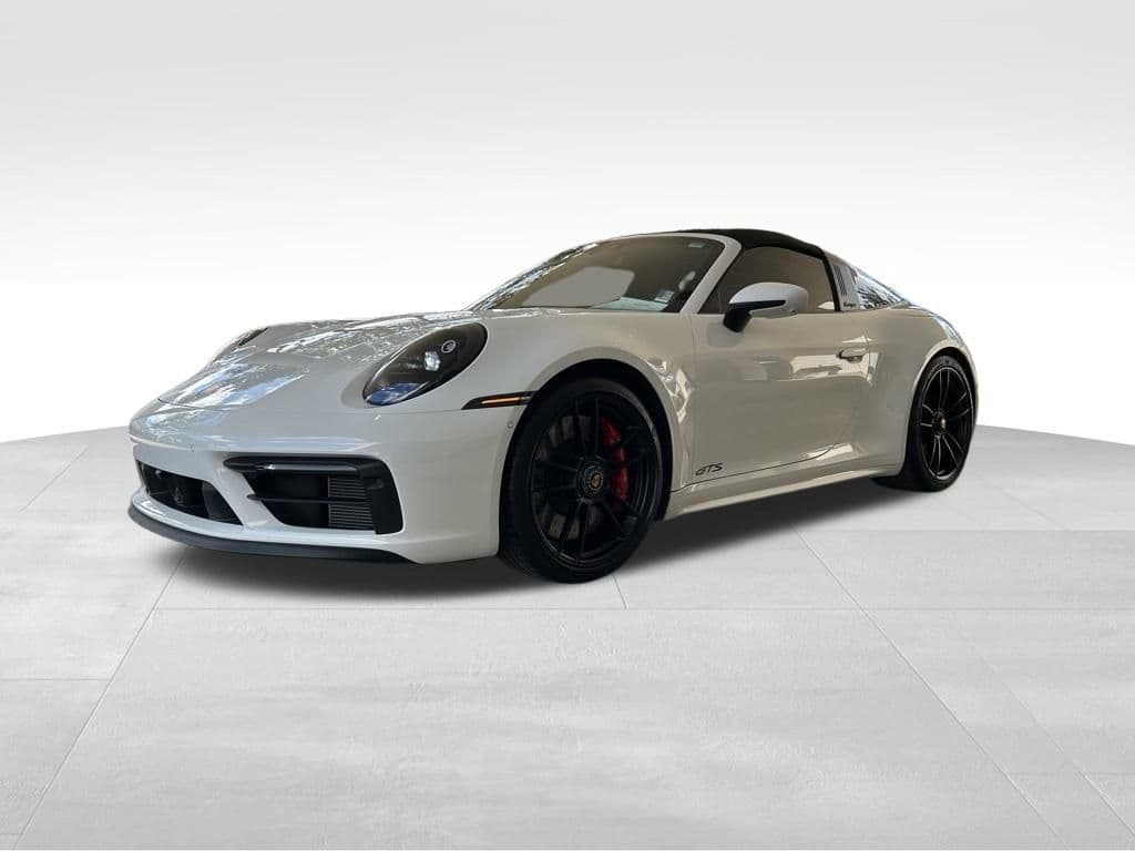 2023 Porsche 911 photo 3