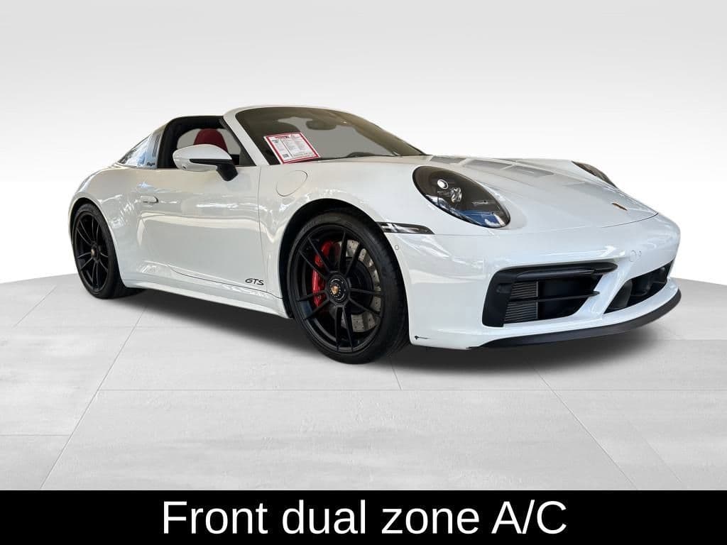 2023 Porsche 911 photo 4