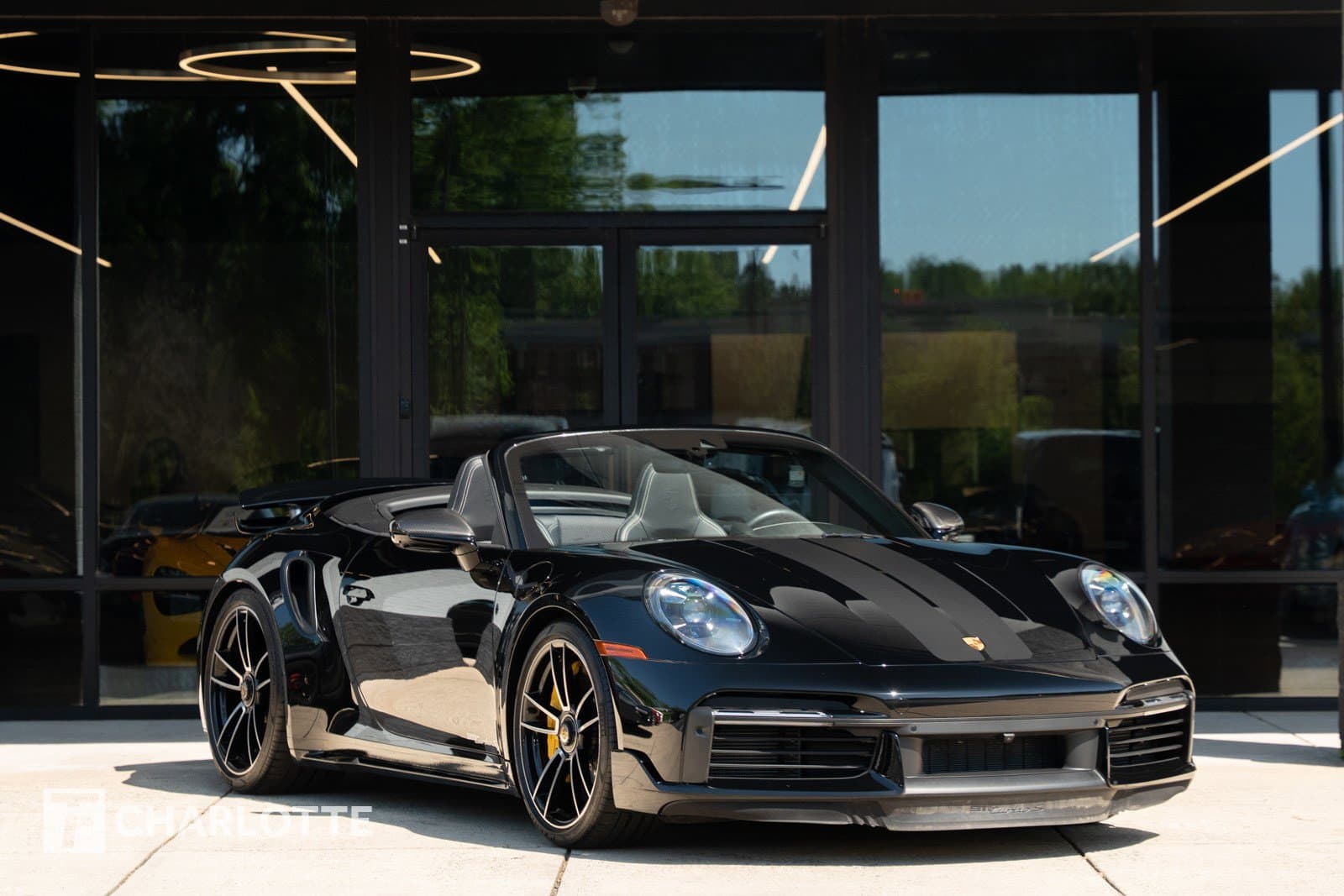 2022 Porsche 911 photo 2