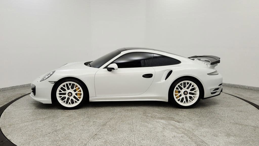 2015 Porsche 911 photo 3