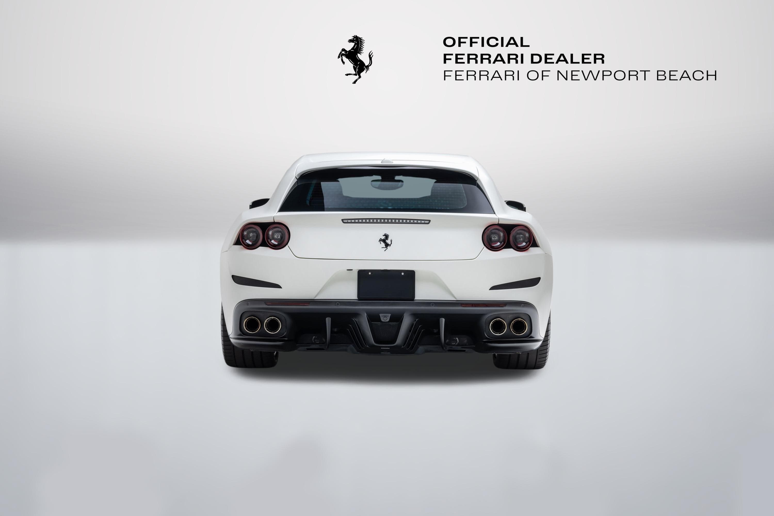 2017 Ferrari GTC4Lusso photo 2
