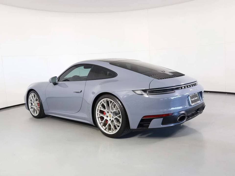 2024 Porsche 911 photo 4