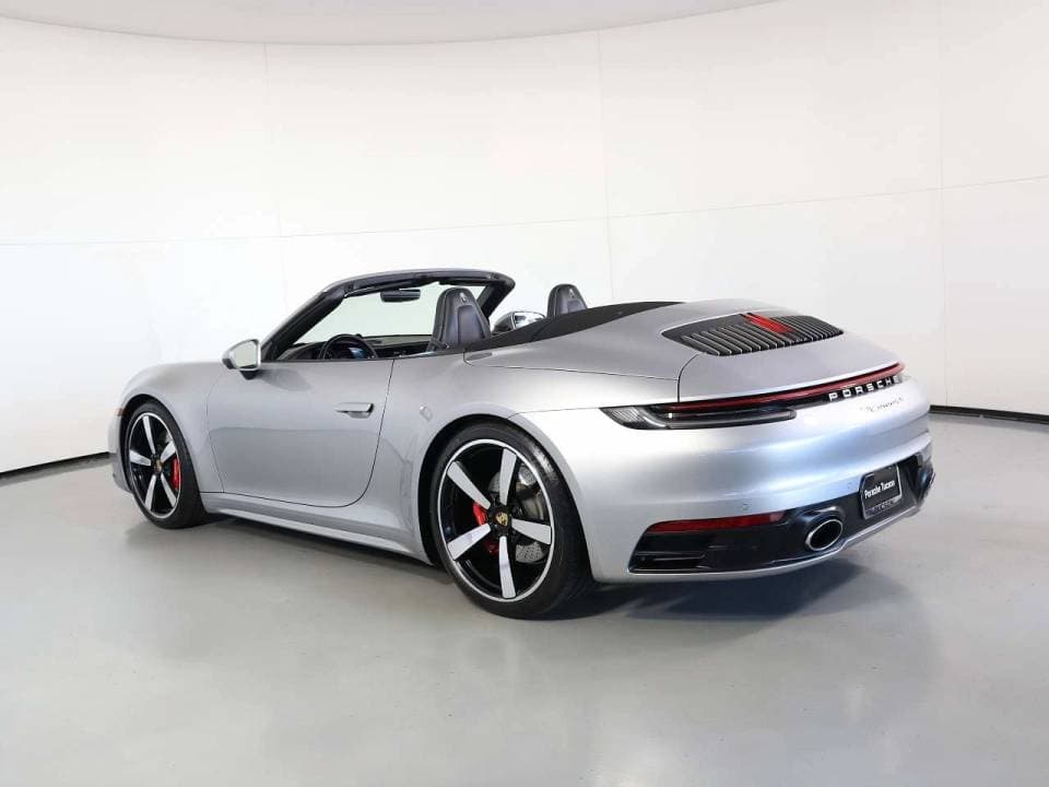 2024 Porsche 911 photo 1