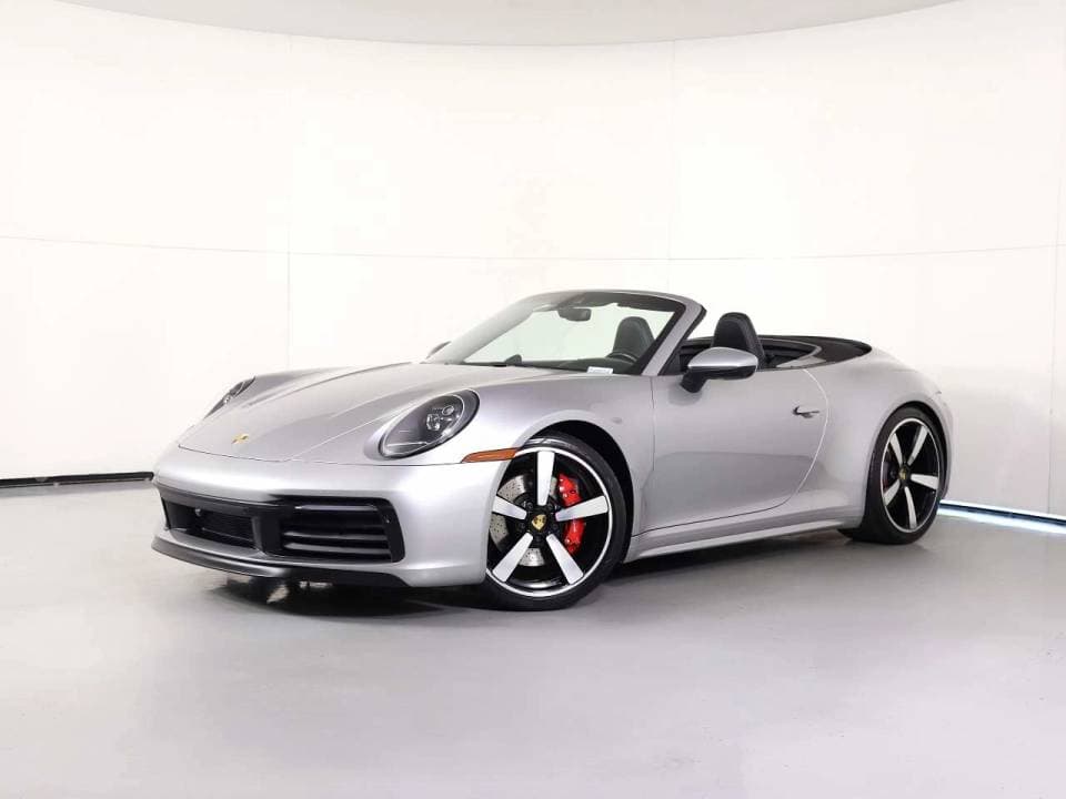 2024 Porsche 911 photo 2