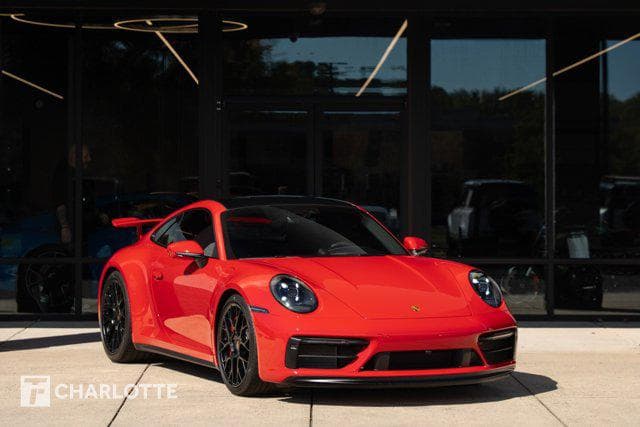 2025 Porsche 911 photo 2