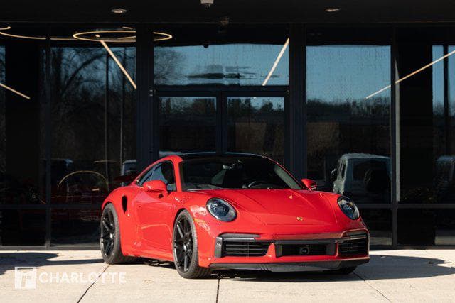 2025 Porsche 911 photo 3