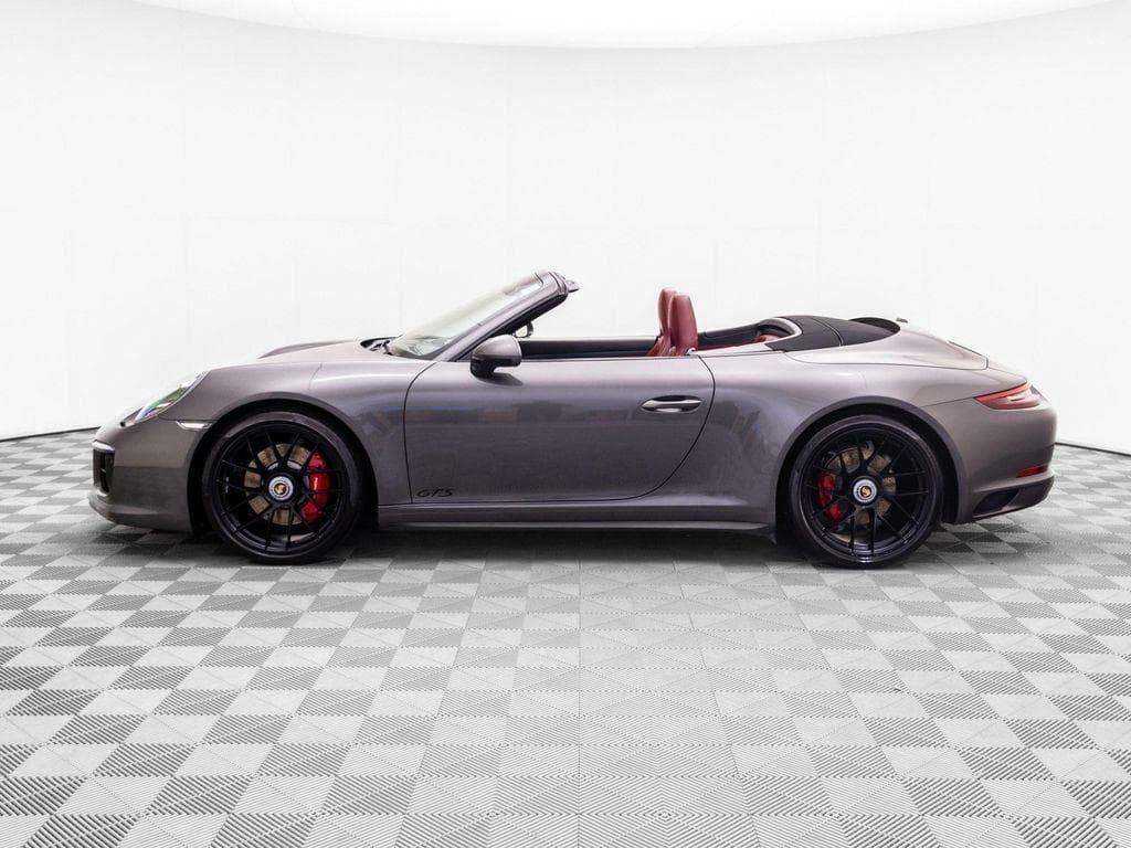 2018 Porsche 911 photo 3