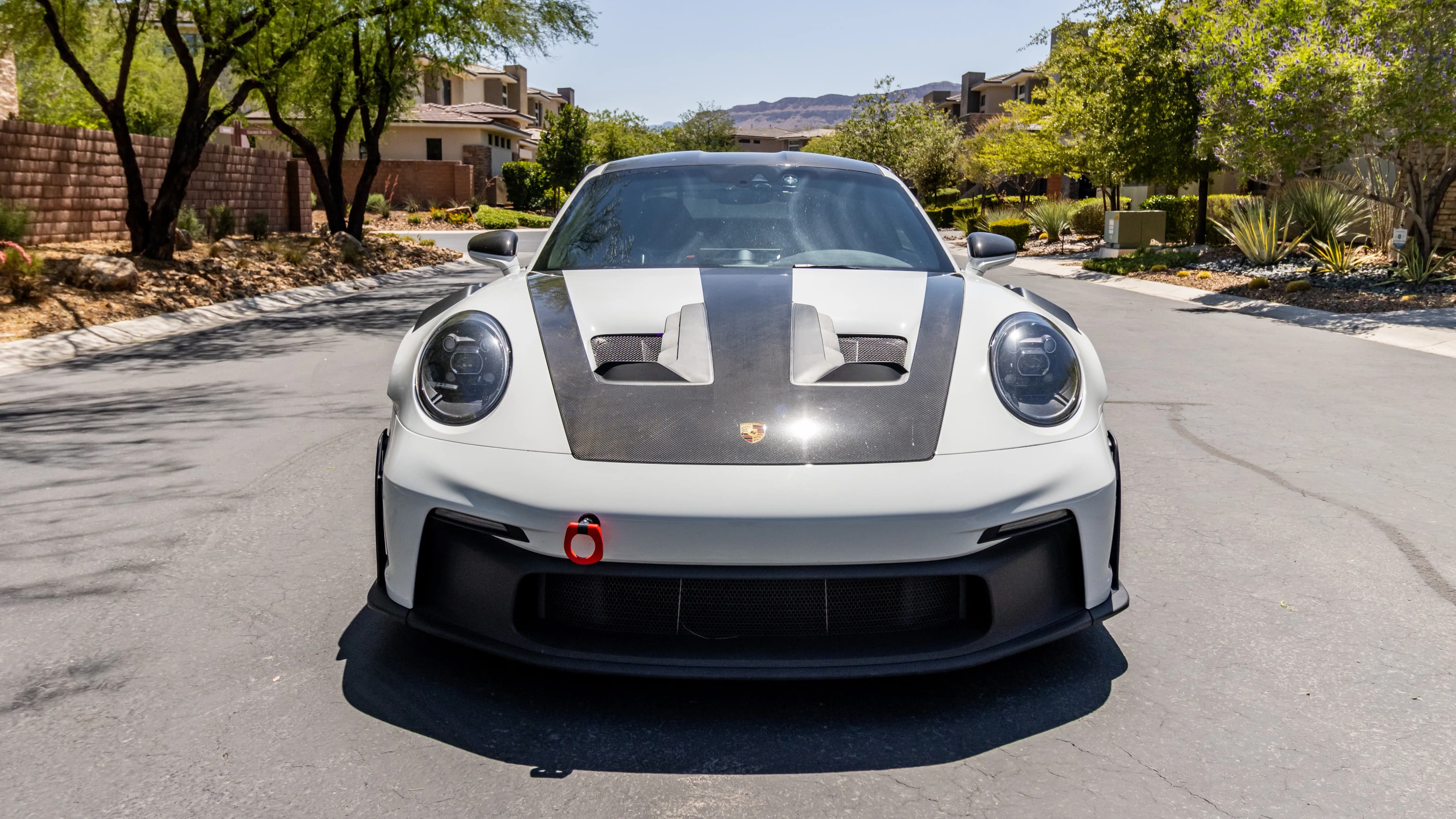 2023 Porsche 911 photo 2