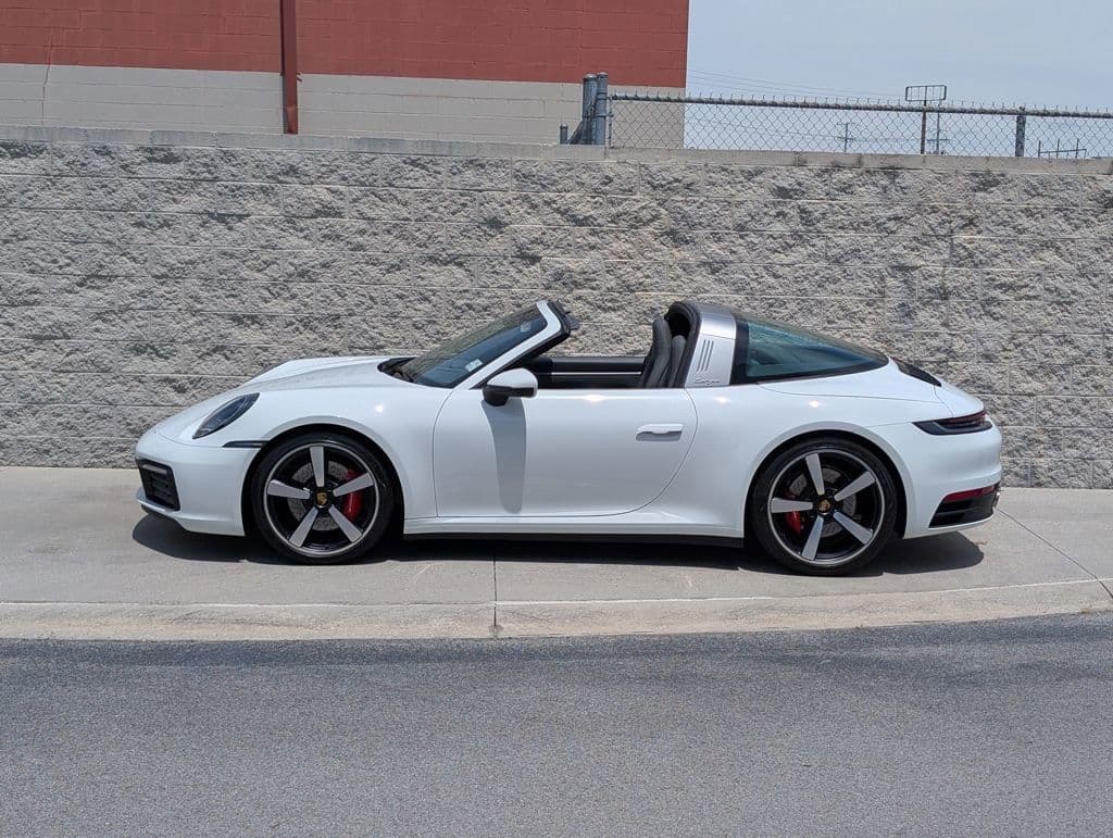 2024 Porsche 911 photo 4