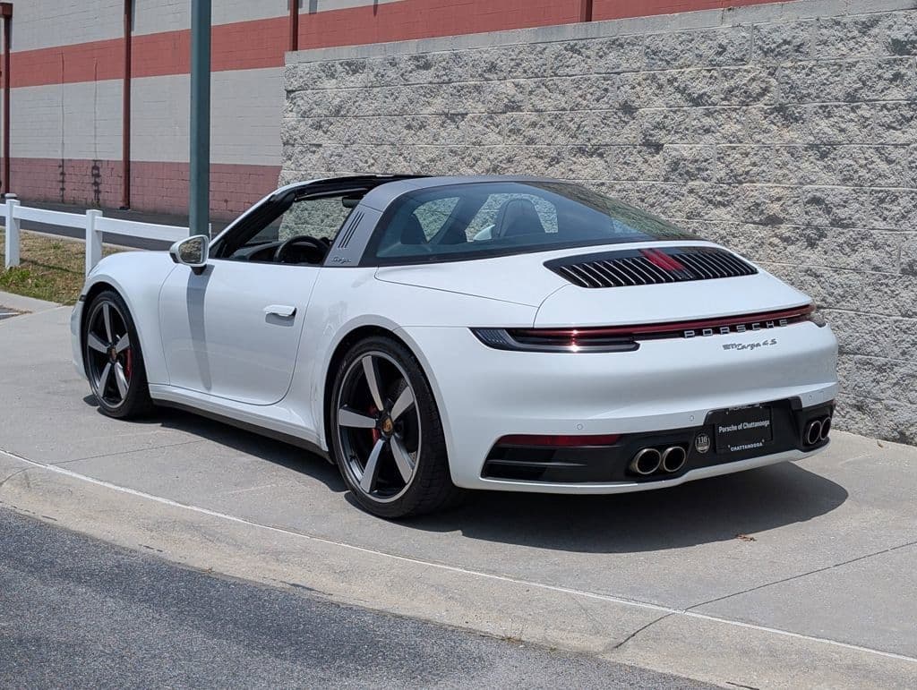 2024 Porsche 911 photo 5