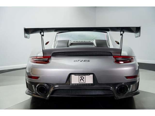 2018 Porsche 911 photo 2