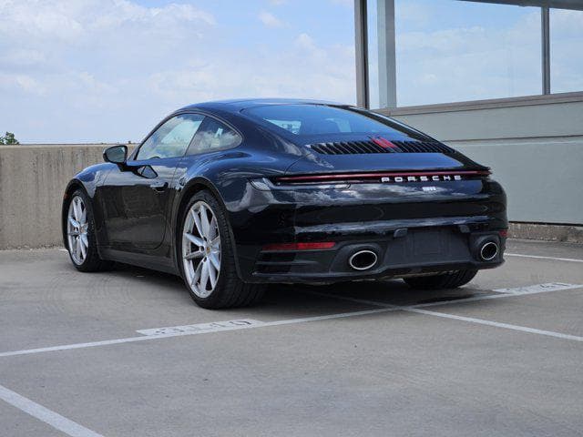 2024 Porsche 911 photo 3