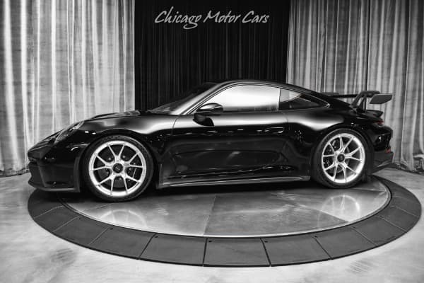 2022 Porsche 911 photo 3