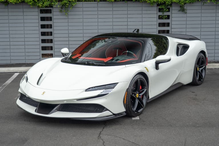 2022 Ferrari SF90