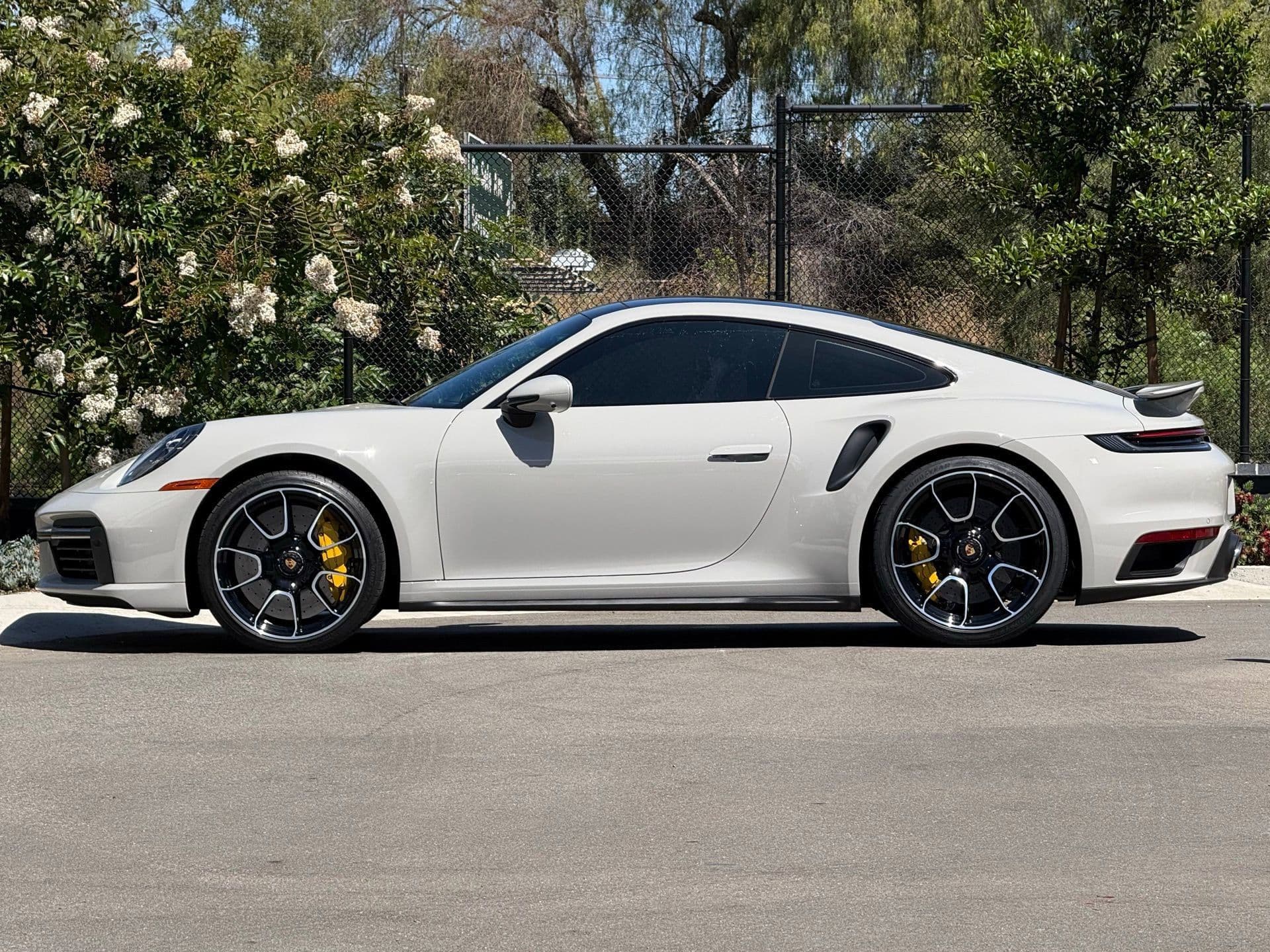 2024 Porsche 911 photo 3