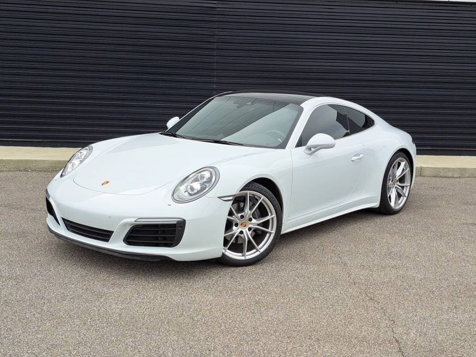 2017 Porsche 911 photo 3