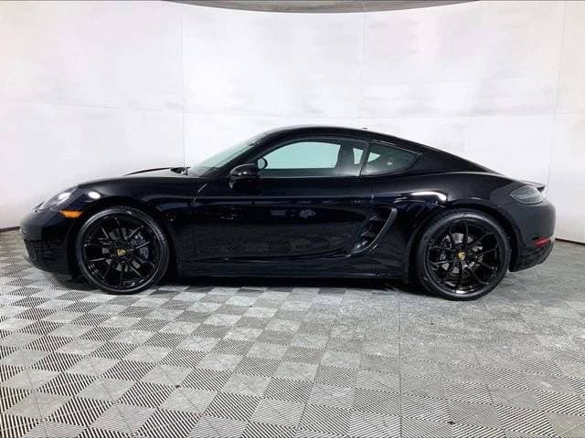 2025 Porsche Cayman photo 2