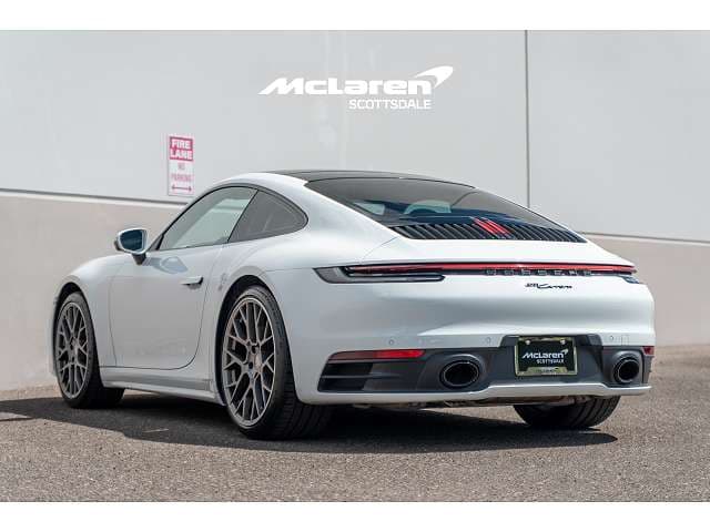 2023 Porsche 911 photo 2