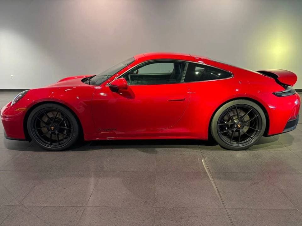 2026 Porsche 911 photo 3