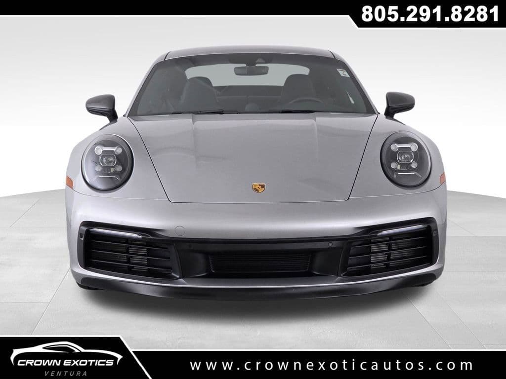 2023 Porsche 911 photo 3