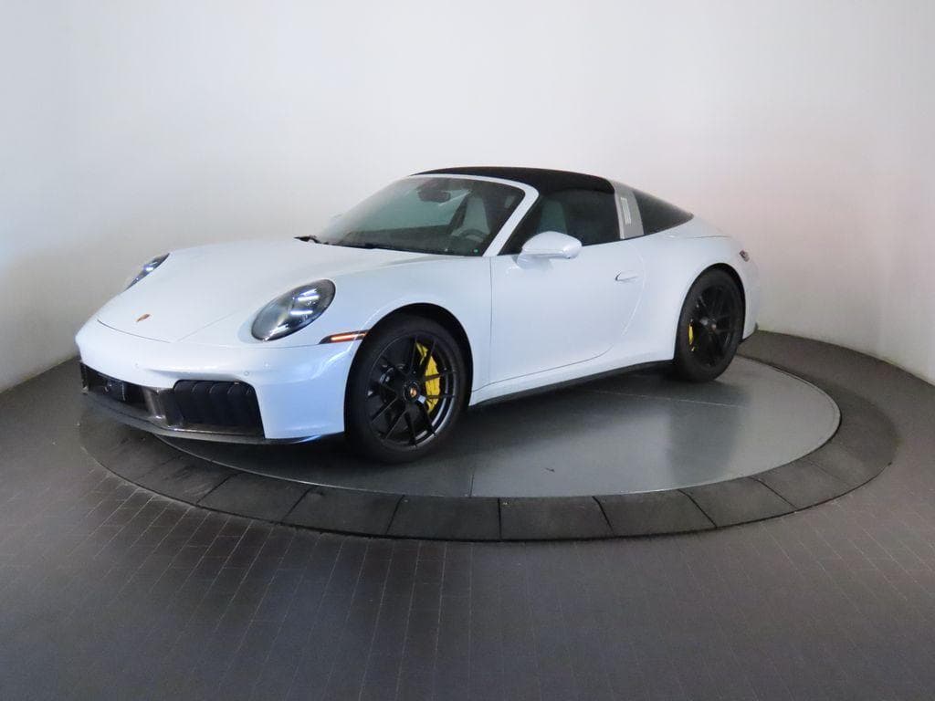 2025 Porsche 911