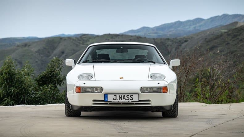1987 Porsche 928 photo 4