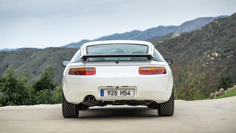 1987 Porsche 928 photo 5