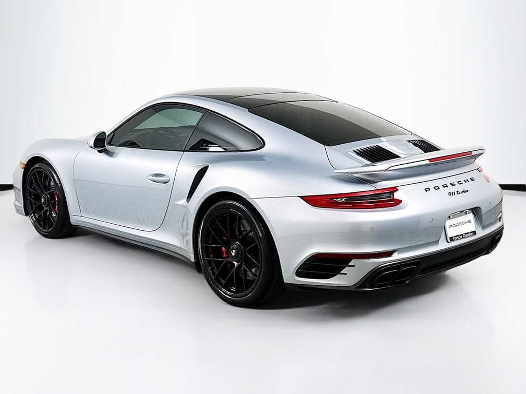 2018 Porsche 911 photo 2