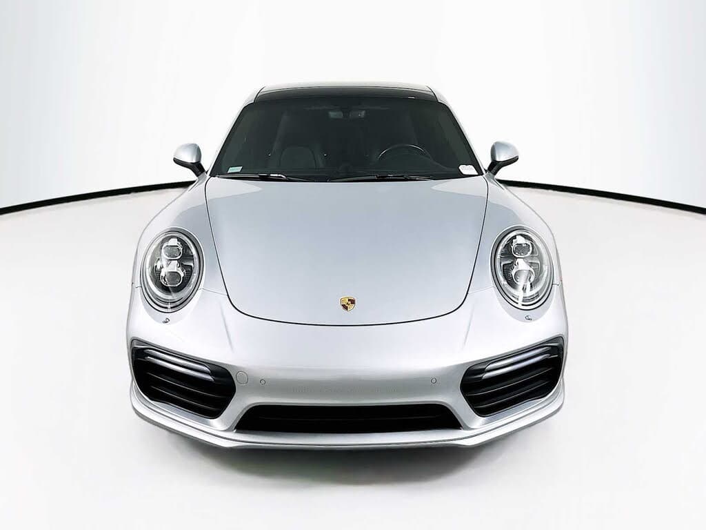 2018 Porsche 911 photo 3