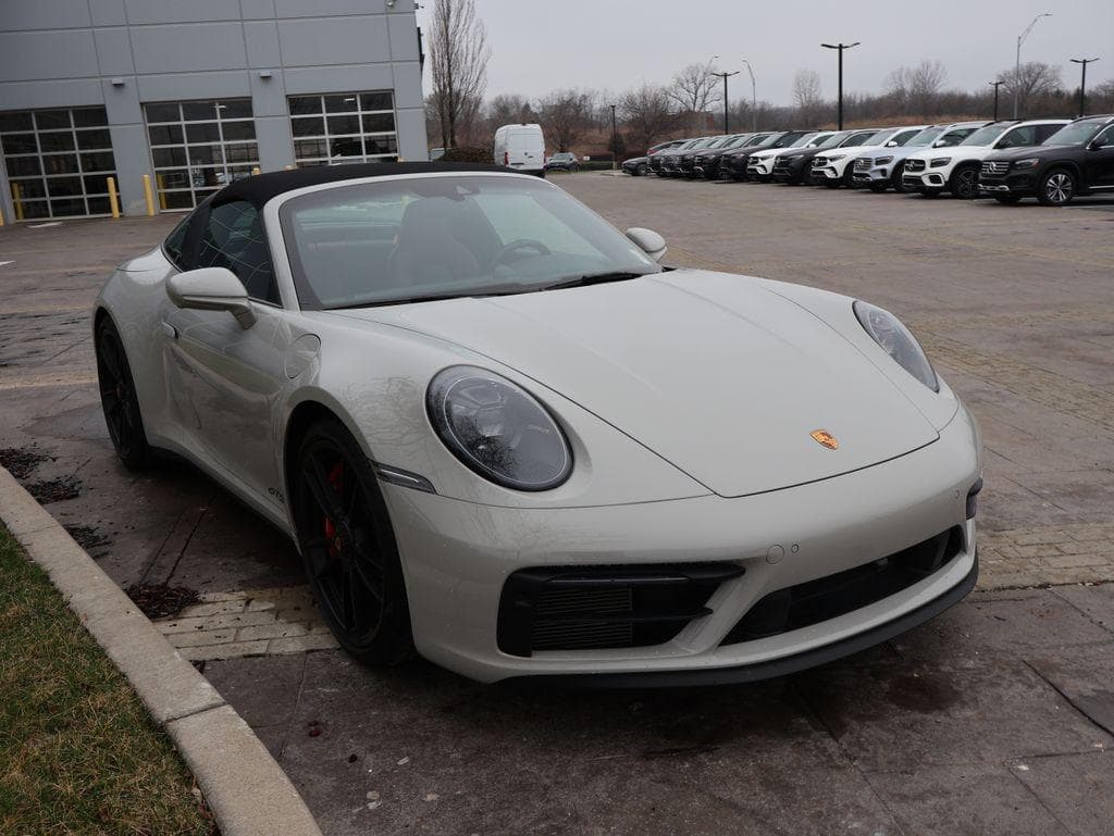 2017 Porsche 911 photo 3