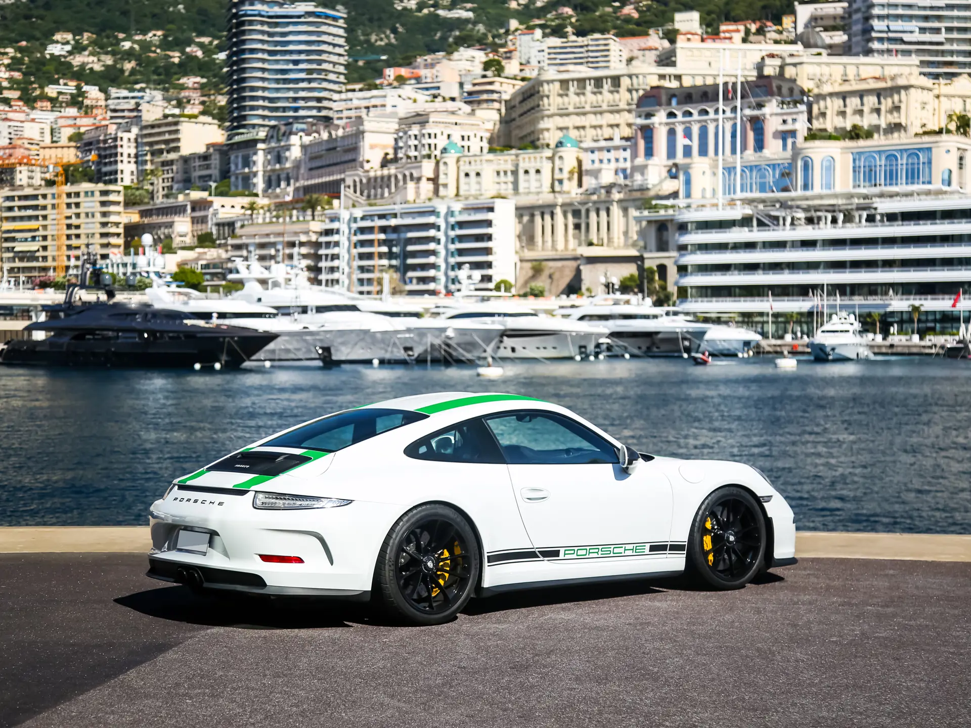 2016 Porsche 911 photo 3