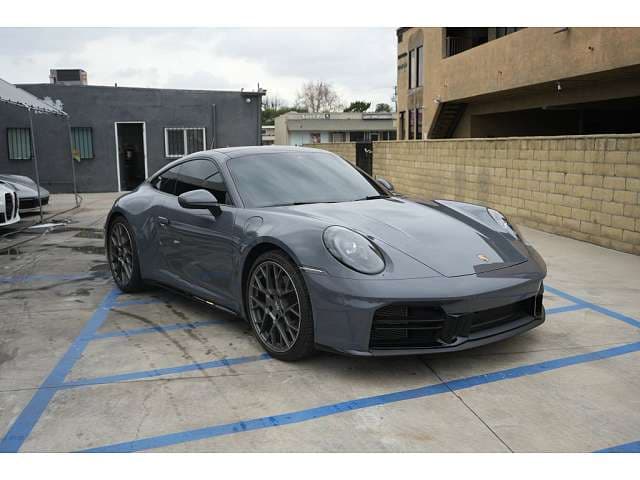 2025 Porsche 911 photo 1
