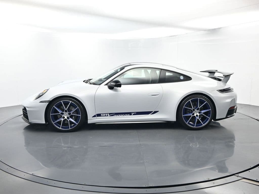 2026 Porsche 911 photo 3
