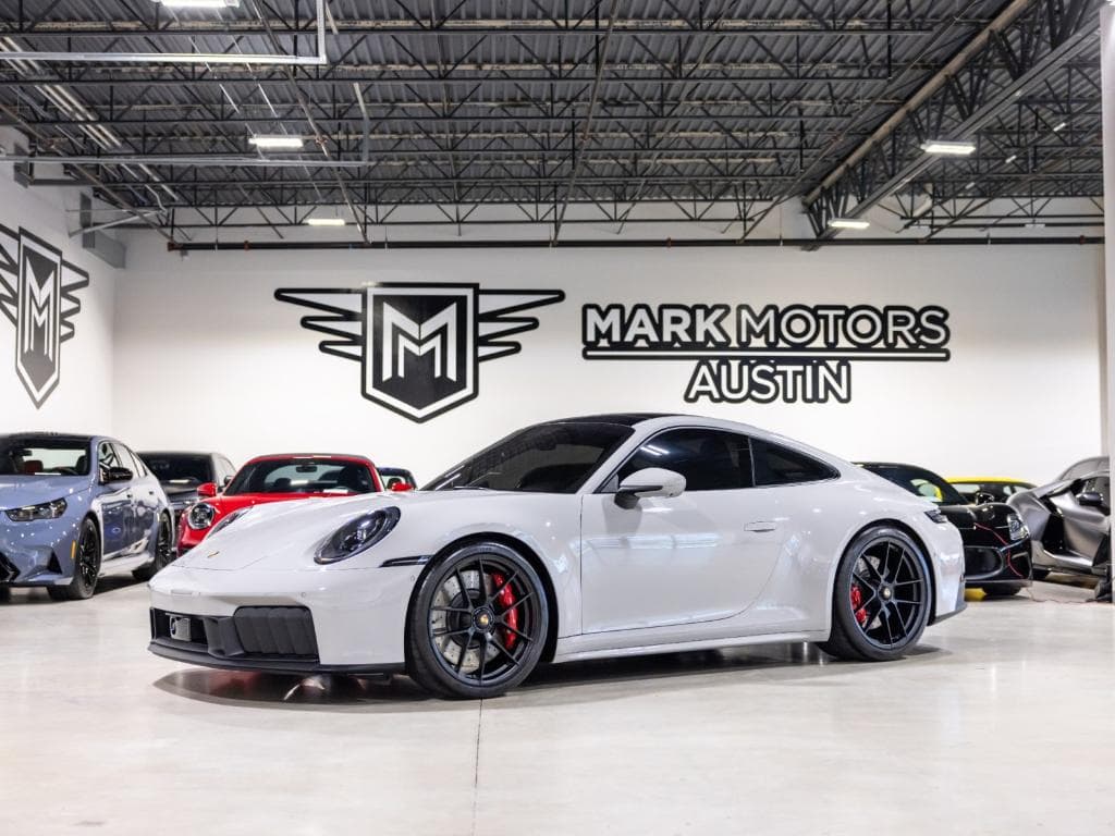 2025 Porsche 911